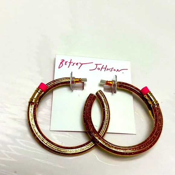 NWT ⚜️✏️⚜️ Betsey Johnson Brown Golden Tone Glittery Pencil Hoop Earrings - Picture 10 of 12